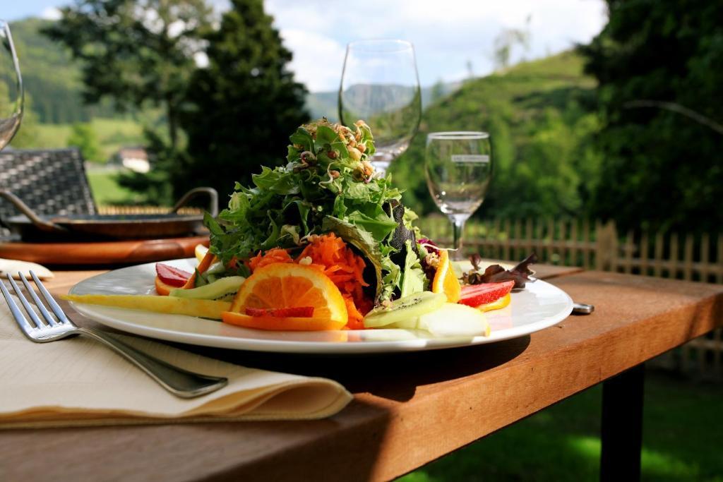 Hotel Rainhof Scheune & Naturpark Restaurant Кирхцартен Экстерьер фото