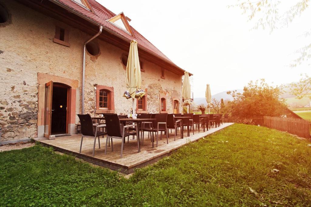 Hotel Rainhof Scheune & Naturpark Restaurant Кирхцартен Экстерьер фото